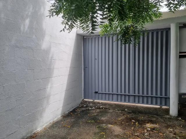 Casa / Sobrado para Locação em Fortaleza/CE Mondubim 3 Quartos