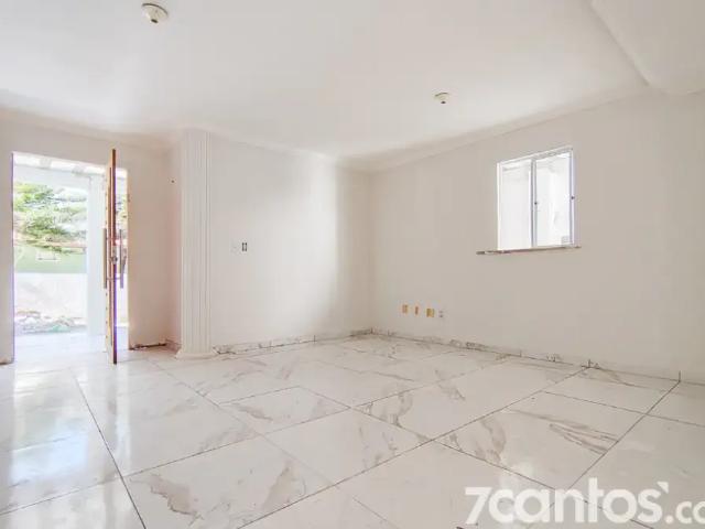 Casa / Sobrado para Locação em Fortaleza/CE Mondubim 2 Quartos