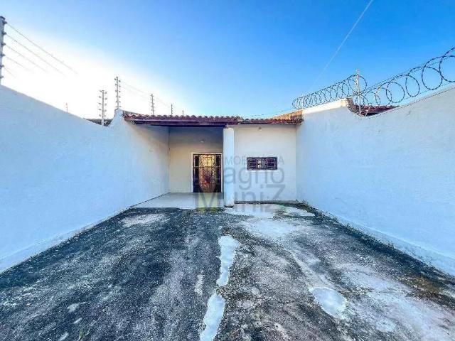 Casa / Sobrado para Locação em Fortaleza/CE Messejana 2 Quartos