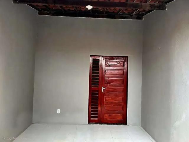 Casa / Sobrado para Locação em Fortaleza/CE Messejana 2 Quartos