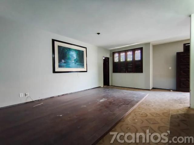 Casa / Sobrado para Locação em Fortaleza/CE Parque Manibura 5 Quartos