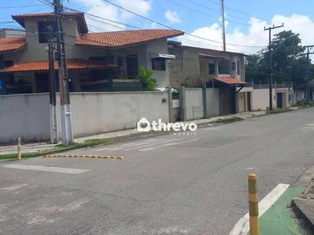 Casa / Sobrado para Locação em Fortaleza/CE Parque Manibura 4 Quartos
