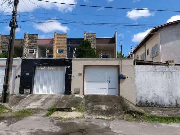 Casa / Sobrado para Locação em Fortaleza/CE Parque Dois Irmãos 2 Quartos