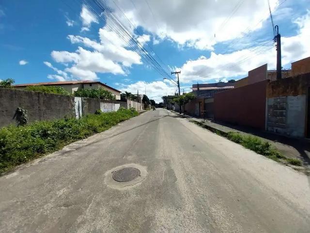 Casa / Sobrado para Locação em Fortaleza/CE Passaré 2 Quartos