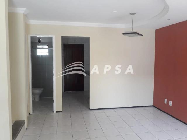 Casa / Sobrado para Locação em Fortaleza/CE Passaré 3 Quartos