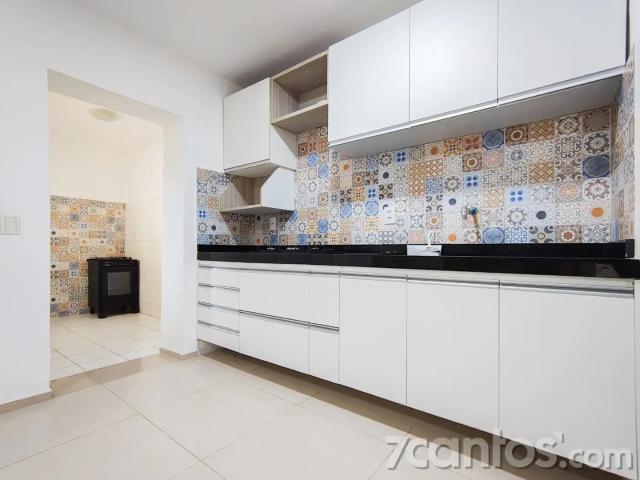 Casa / Sobrado para Locação em Fortaleza/CE Praia do Futuro II 2 Quartos
