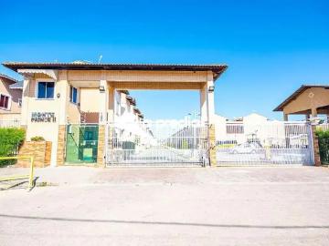Casa / Sobrado para Locação em Fortaleza/CE Prefeito José Walter 2 Quartos