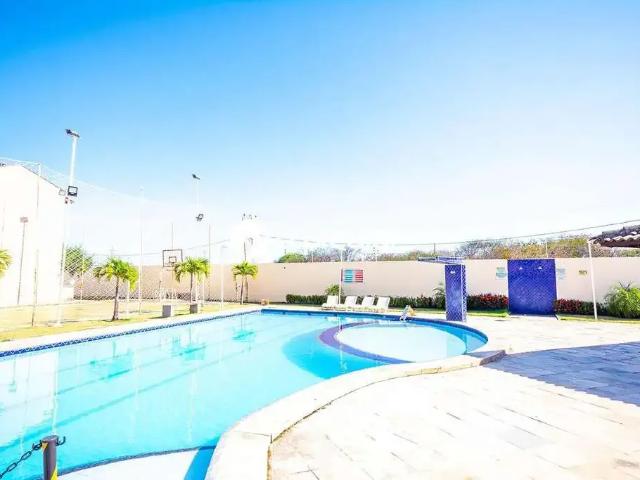 Casa / Sobrado para Locação em Fortaleza/CE Prefeito José Walter 2 Quartos