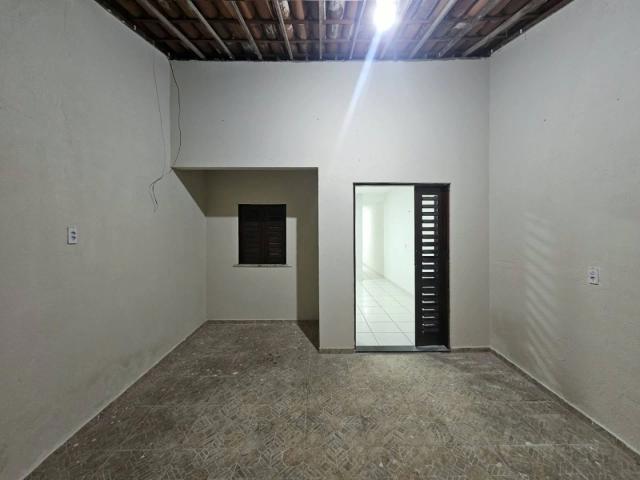 Casa / Sobrado para Locação em Fortaleza/CE Prefeito José Walter 2 Quartos