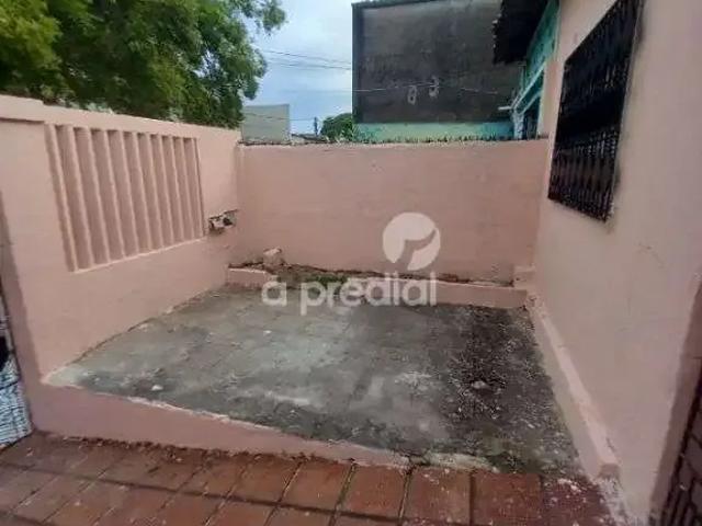 Casa / Sobrado para Locação em Fortaleza/CE Rodolfo Teófilo 3 Quartos