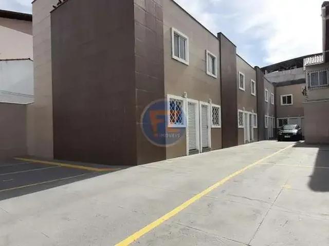 Casa / Sobrado para Locação em Fortaleza/CE Vila União 2 Quartos