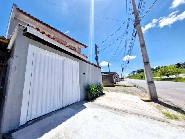 Casa / Sobrado para Locação em Fazenda Rio Grande/PR Gralha Azul 3 Quartos