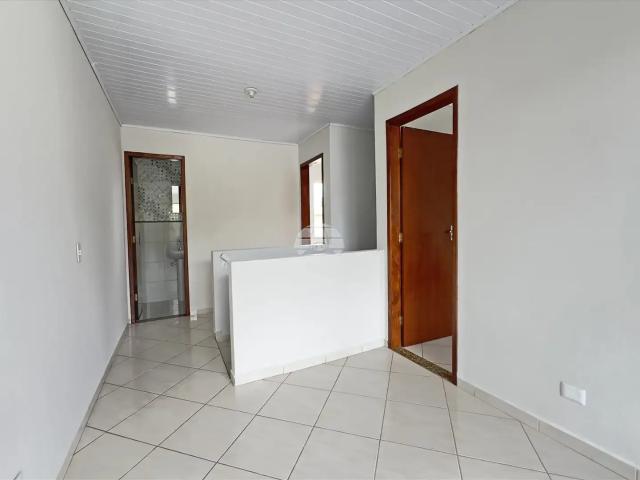Casa / Sobrado para Locação em Fazenda Rio Grande/PR Gralha Azul 2 Quartos