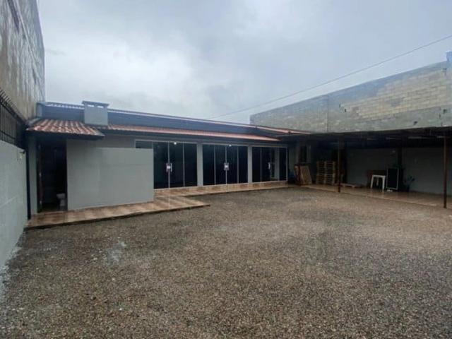 Casa / Sobrado para Locação em Fazenda Rio Grande/PR Eucaliptos 2 Quartos