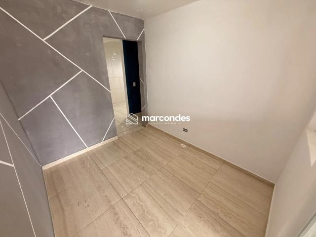 Casa / Sobrado para Locação em Fazenda Rio Grande/PR Iguaçu 2 Quartos