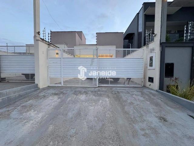 Casa / Sobrado para Locação em Feira de Santana/BA Mangabeira 3 Quartos