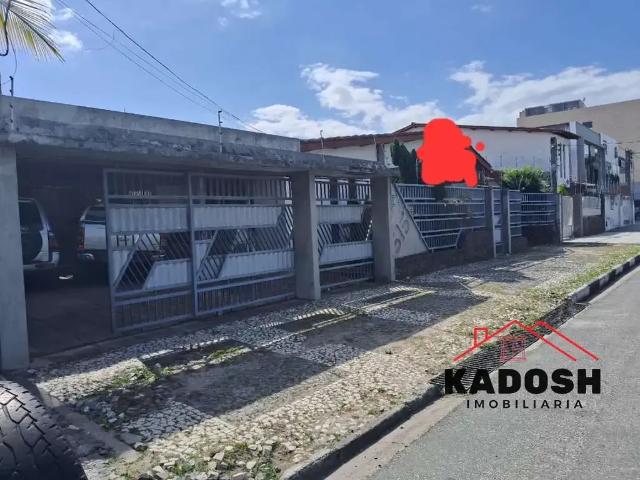 Casa / Sobrado para Locação em Feira de Santana/BA Capuchinhos 3 Quartos
