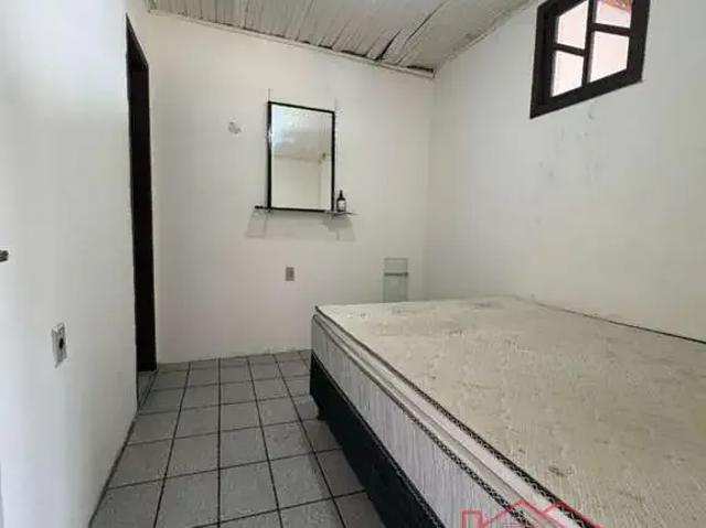 Casa / Sobrado para Locação em Feira de Santana/BA Centro 5 Quartos