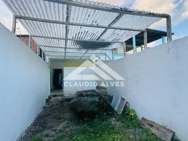 Casa / Sobrado para Locação em Feira de Santana/BA Parque Ipê 2 Quartos