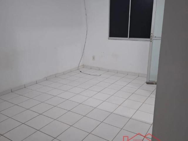 Casa / Sobrado para Locação em Feira de Santana/BA Santo Antônio dos Prazeres 2 Quartos