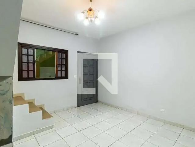 Casa / Sobrado para Locação em Ferraz de Vasconcelos/SP Conjunto Residencial Presidente Castello Branco 3 Quartos