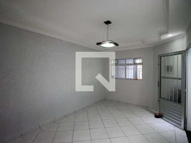 Casa / Sobrado para Locação em Ferraz de Vasconcelos/SP Vila Correa 3 Quartos