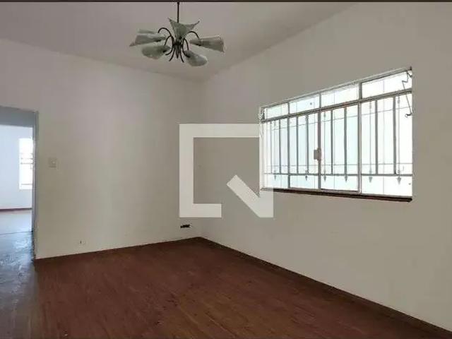 Casa / Sobrado para Locação em Ferraz de Vasconcelos/SP Vila Romanópolis 2 Quartos