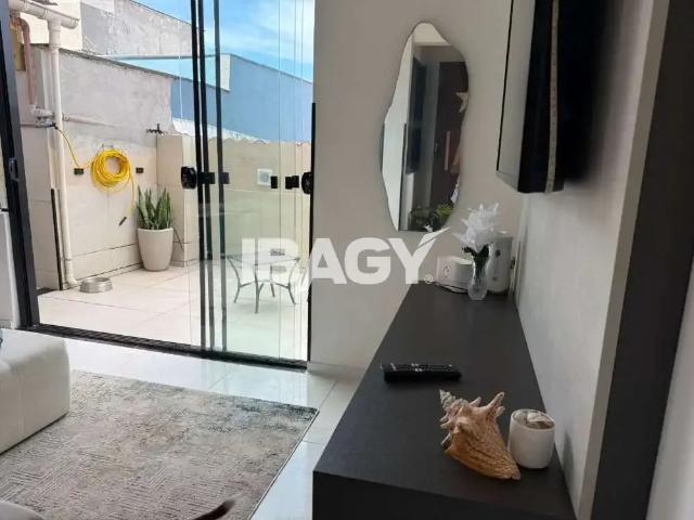 Casa / Sobrado para Locação em Florianópolis/SC Armação do Pântano do Sul 2 Quartos