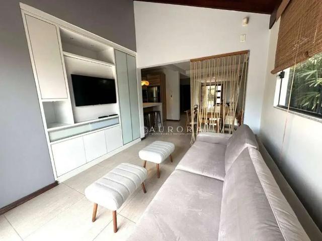 Casa / Sobrado para Locação em Florianópolis/SC Novo Campeche 3 Quartos