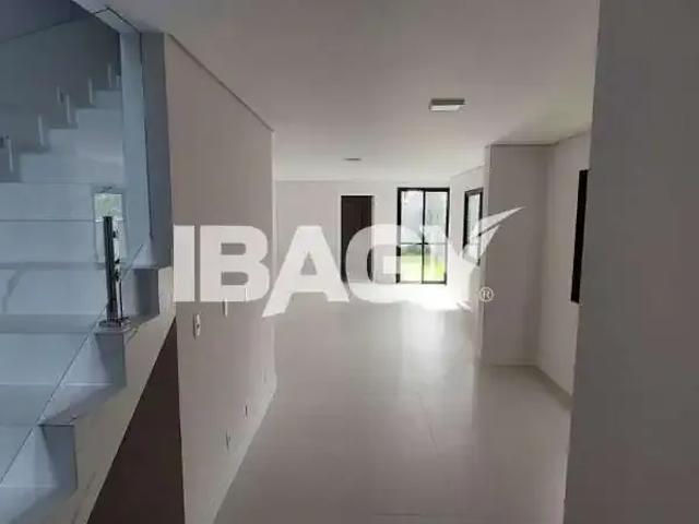 Casa / Sobrado para Locação em Florianópolis/SC Pântano do Sul 3 Quartos