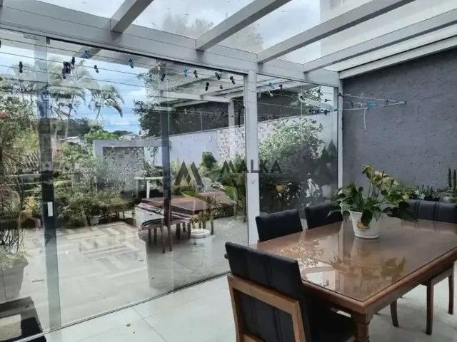Casa / Sobrado para Locação em Florianópolis/SC Agronômica 3 Quartos