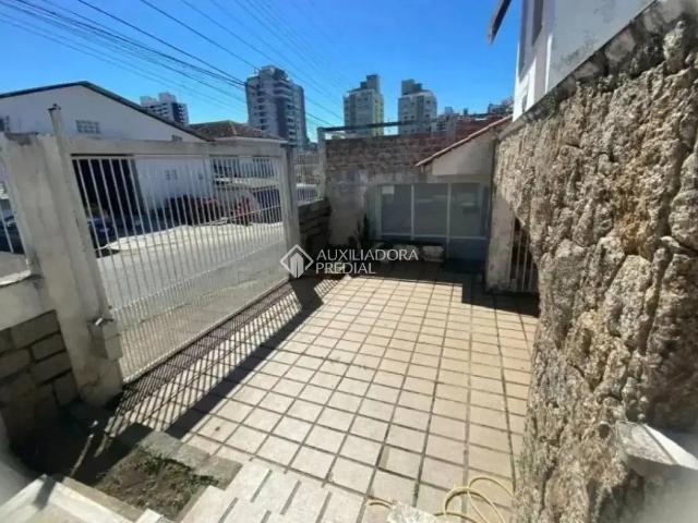 Casa / Sobrado para Locação em Florianópolis/SC Agronômica 3 Quartos