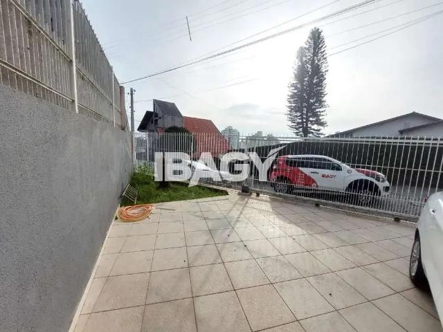 Casa / Sobrado para Locação em Florianópolis/SC Agronômica 2 Quartos