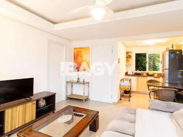 Casa / Sobrado para Locação em Florianópolis/SC Agronômica 2 Quartos