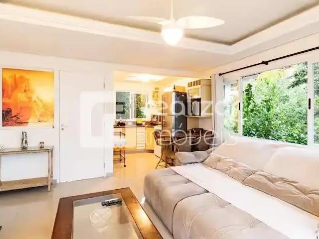 Casa / Sobrado para Locação em Florianópolis/SC Agronômica 4 Quartos