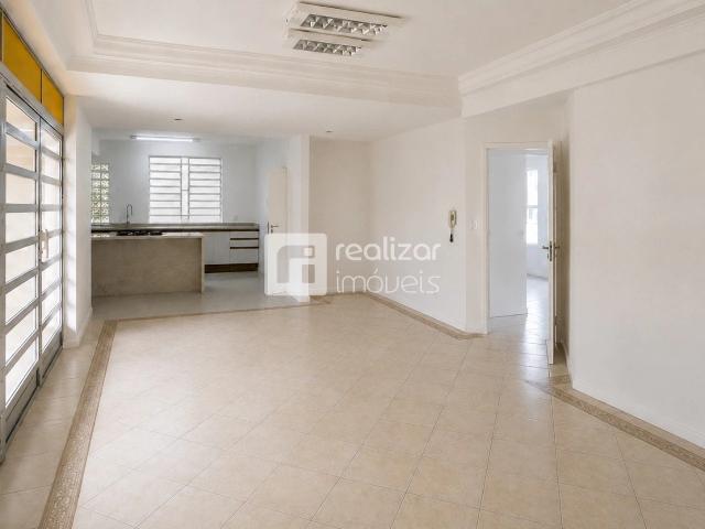 Casa / Sobrado para Locação em Florianópolis/SC Agronômica 6 Quartos