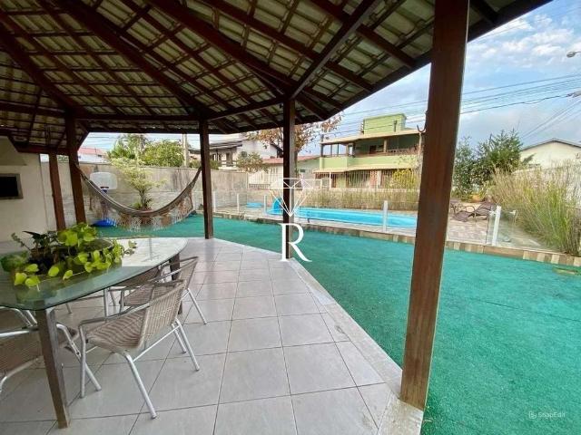 Casa / Sobrado para Locação em Florianópolis/SC Armação do Pântano do Sul 4 Quartos