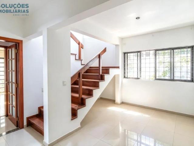 Casa / Sobrado para Locação em Florianópolis/SC Balneário 7 Quartos