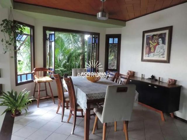 Casa / Sobrado para Locação em Florianópolis/SC Barra da Lagoa 3 Quartos