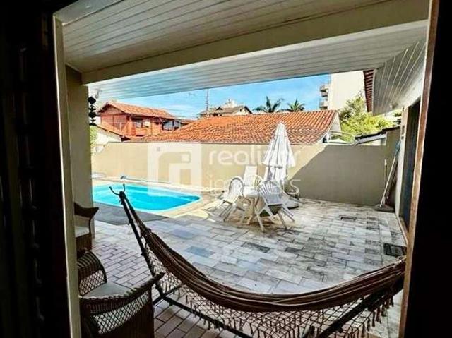 Casa / Sobrado para Locação em Florianópolis/SC Cachoeira do Bom Jesus 3 Quartos