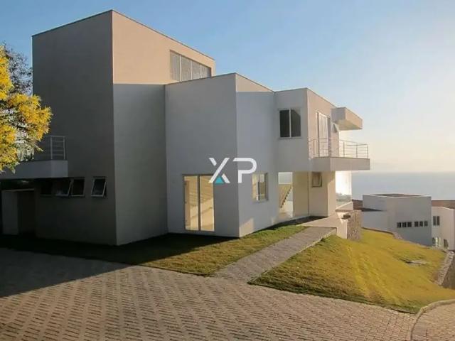 Casa / Sobrado para Locação em Florianópolis/SC Cacupé 3 Quartos