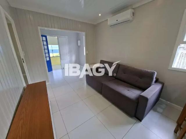 Casa / Sobrado para Locação em Florianópolis/SC Cacupé 3 Quartos