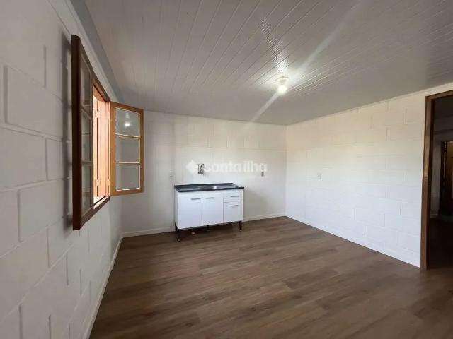 Casa / Sobrado para Locação em Florianópolis/SC Campeche 1 Quartos