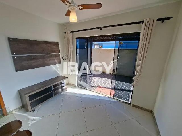 Casa / Sobrado para Locação em Florianópolis/SC Campeche 2 Quartos