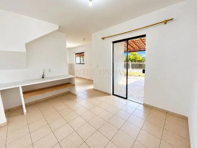 Casa / Sobrado para Locação em Florianópolis/SC Campeche 2 Quartos