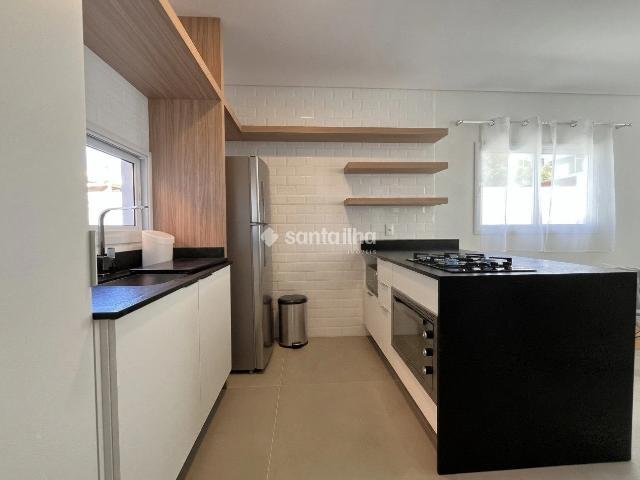 Casa / Sobrado para Locação em Florianópolis/SC Campeche 2 Quartos