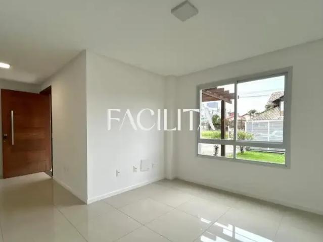 Casa / Sobrado para Locação em Florianópolis/SC Campeche 3 Quartos