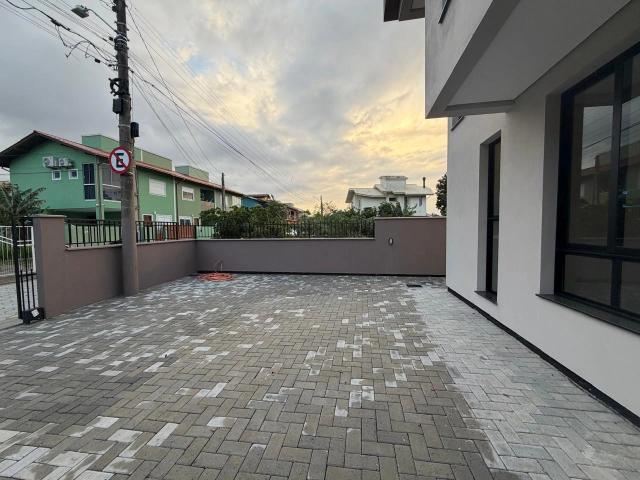 Casa / Sobrado para Locação em Florianópolis/SC Campeche 3 Quartos