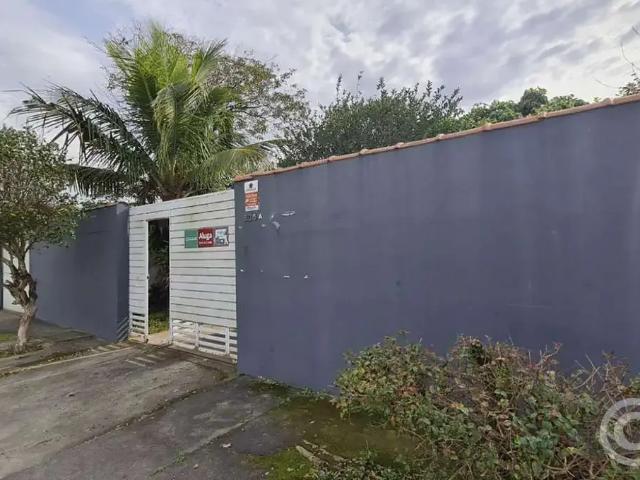 Casa / Sobrado para Locação em Florianópolis/SC Campeche 3 Quartos