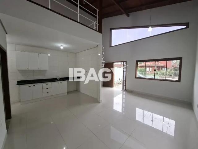 Casa / Sobrado para Locação em Florianópolis/SC Campeche 3 Quartos